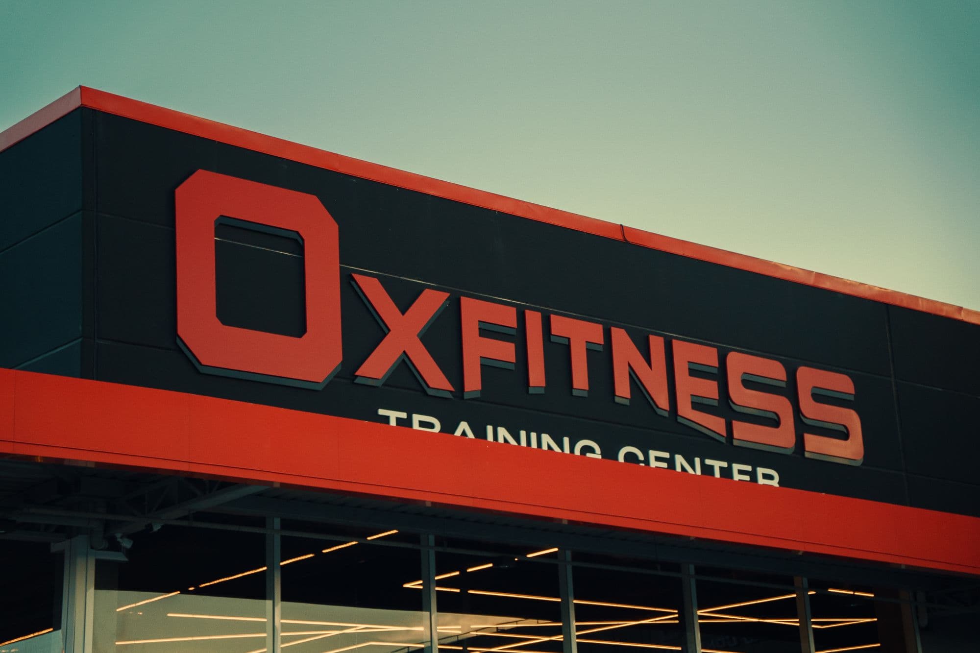 Fachada da OXFITNESS Training Center